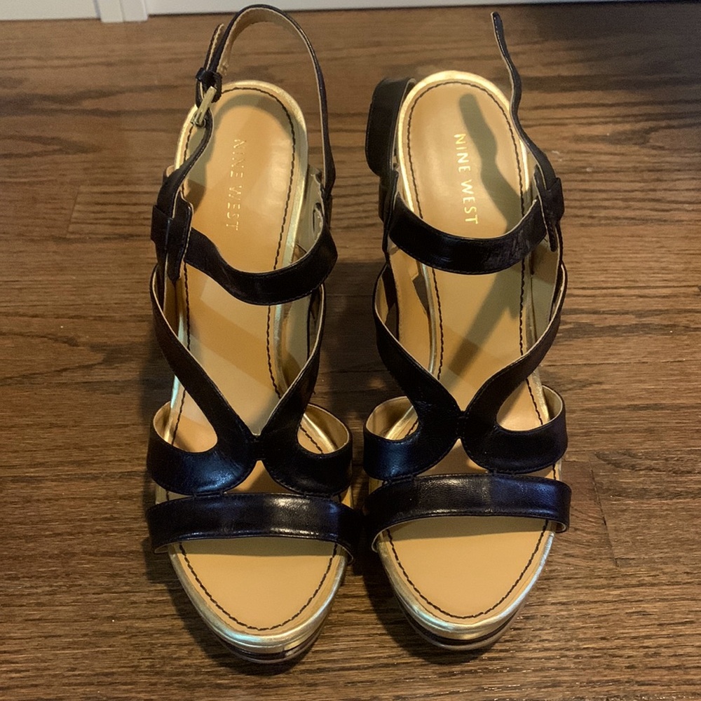 Nine West Black and Gold strappy sandals